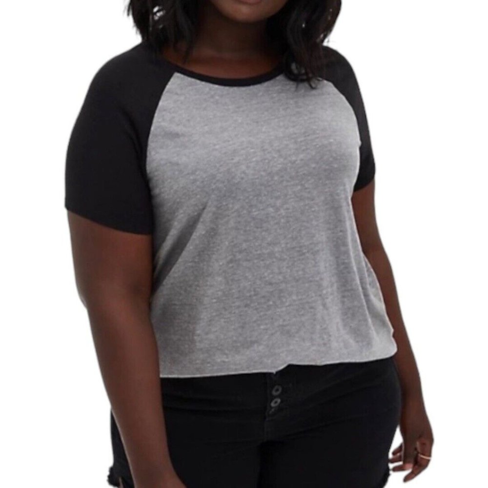 torrid Black and Gray Short Sleeve Raglan Tee